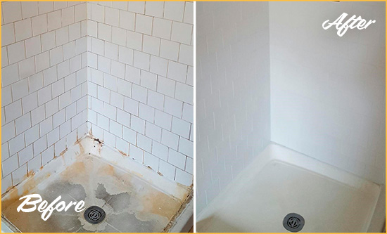 Before and After Picture of a Franklin Springs Shower Tile and Grout Cleaned to Remove Soap Scum